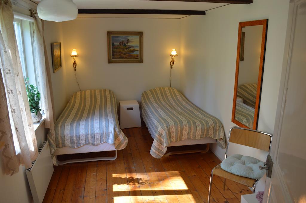 Roda Huset Hovmantorp Habitación foto